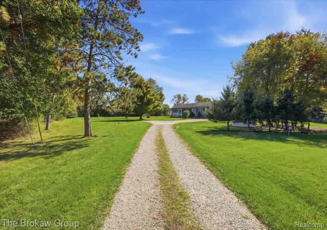 Photo 3 of Single family home for sale at 3663 Pine Crk Rd, Metamora, MI 48455 | MLS# 20261050780 | Listing updated on 2026-10-12