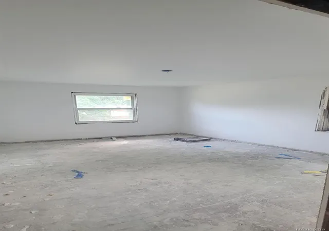 Photo 6 of Single family home for sale at 14823 Heyden St, Detroit, MI 48223 | MLS# 20261051022 | Listing updated on 2026-09-17