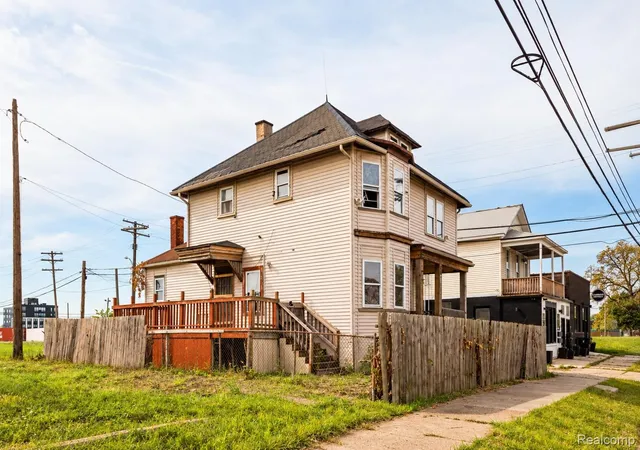 Photo 2 of Single family home for sale at 1525 Spruce St, Detroit, MI 48216 | MLS# 20261051522 | Listing updated on 2026-09-09