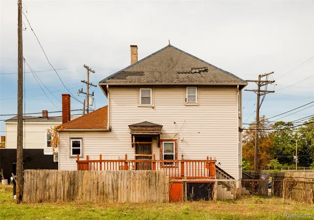Photo 2 of Single family home for sale at 1525 Spruce St, Detroit, MI 48216 | MLS# 20261051522 | Listing updated on 2026-09-09