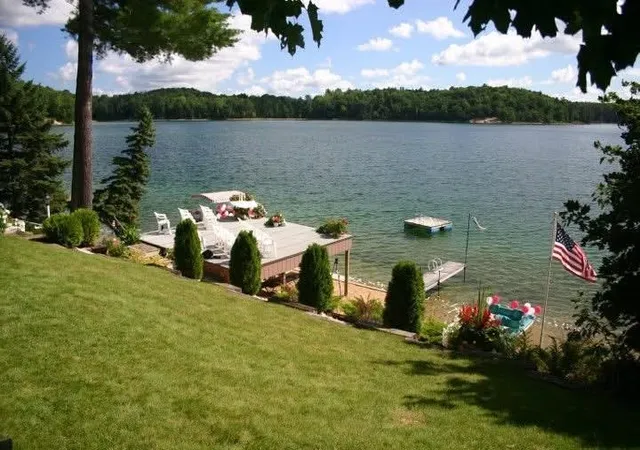 Photo 1 of Single family home for sale at 1877 Pinehurst Trl, Traverse City, MI 49696 | MLS# 78080070760 | Listing updated on 2026-09-11
