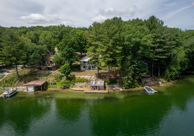 Photo 2 of Single family home for sale at 1877 Pinehurst Trl, Traverse City, MI 49696 | MLS# 78080070760 | Listing updated on 2026-09-11