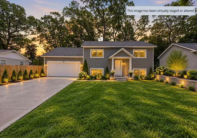 Photo 2 of Single family home for sale at 86 Dunton Ave, Holland, MI 49424 | MLS# 71026034649 | Listing updated on 2026-09-17