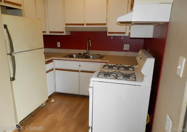 Photo 3 of Condo for sale at 50130 Helfer, Wixom, MI 48393 | MLS# 20261052511 | Listing updated on 2026-10-07