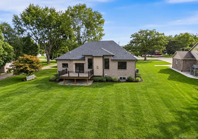 Photo 2 of Single family home for sale at 933 N Wixom Rd, Wixom, MI 48393 | MLS# 20261052734 | Listing updated on 2026-10-18