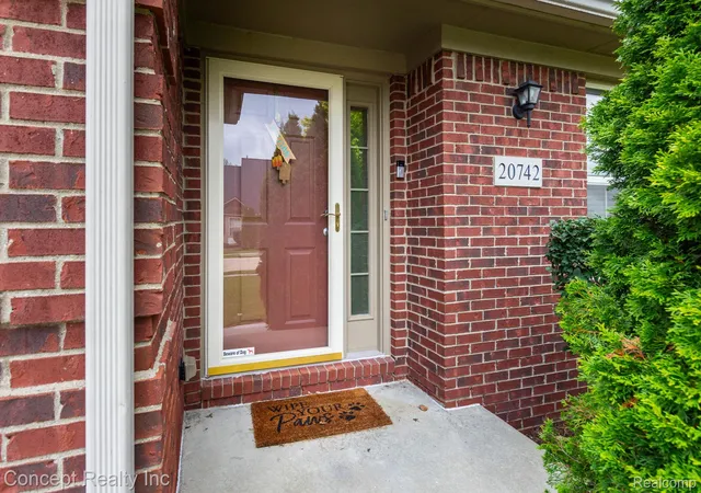 Photo 4 of Condo for sale at 20742 Doves Pointe Dr, Romulus, MI 48174 | MLS# 20261053191 | Listing updated on 2026-09-11
