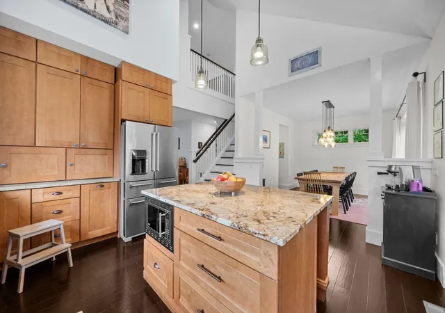 Photo 1 of Single family home for sale at 555 Graystone Rd, Traverse City, MI 49686 | MLS# 78080070971 | Listing updated on 2026-09-13