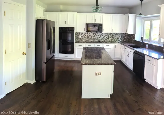 Photo 3 of Single family home for sale at 48172 Royal Pointe Dr, Canton, MI 48187 | MLS# 20261053799 | Listing updated on 2026-09-30