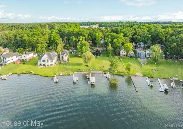 Photo 1 of Single family home for sale at 10890 Hillway Dr, White Lake, MI 48386 | MLS# 20261053935 | Listing updated on 2026-09-10