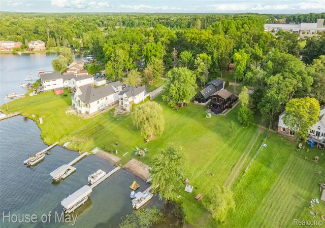 Photo 3 of Single family home for sale at 10890 Hillway Dr, White Lake, MI 48386 | MLS# 20261053935 | Listing updated on 2026-09-10