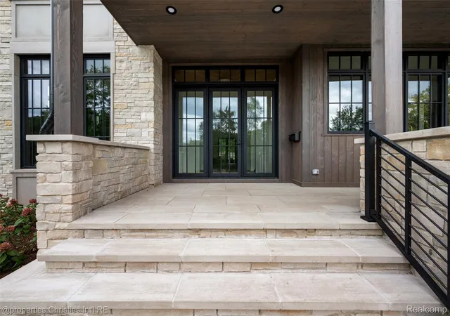Photo 3 of Single family home for sale at 592 Lakeside Dr, Birmingham, MI 48009 | MLS# 20261054418 | Listing updated on 2026-10-06