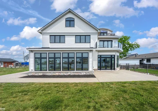 Photo 3 of Single family home for sale at 32824 N River Rd, Harrison Township, MI 48045 | MLS# 58050214960 | Listing updated on 2026-09-07