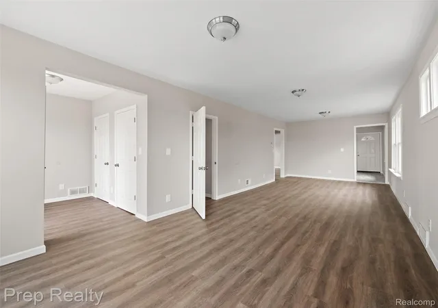 Photo 3 of Multi family home for sale at 349 Westminster St, Detroit, MI 48202 | MLS# 20261055062 | Listing updated on 2026-09-07