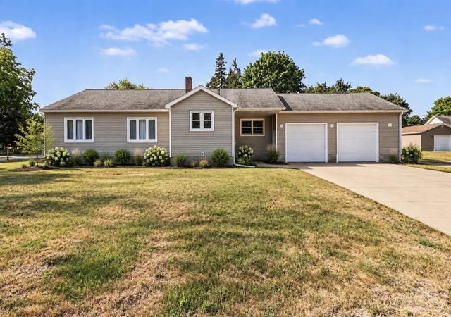 Photo 1 of Single family home for sale at 509 N Delia St, Ludington, MI 49431 | MLS# 67026036629 | Listing updated on 2026-10-07