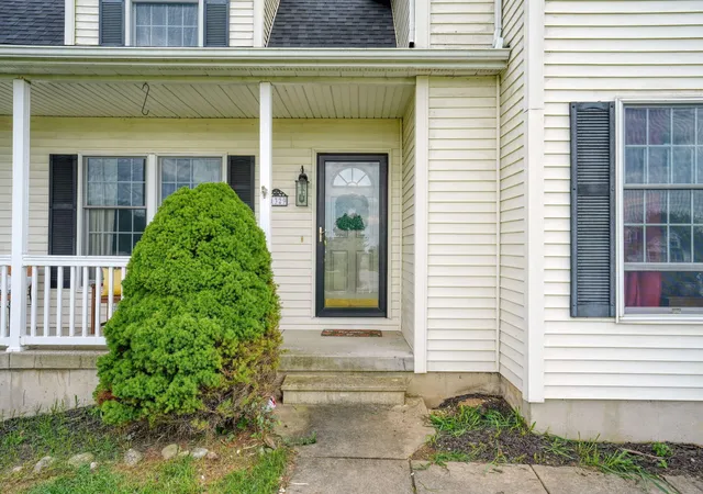Photo 3 of Single family home for sale at 11329 Rosemary Ln, Munith, MI 49259 | MLS# 55026036680 | Listing updated on 2026-10-08