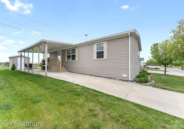 Photo 3 of Single family home for sale at 24494 Edwin, Flat Rock, MI 48134 | MLS# 20261055282 | Listing updated on 2026-09-17