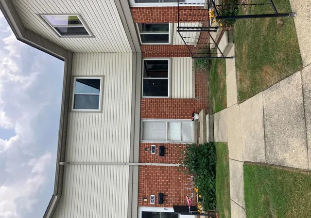Photo 3 of Condo for sale at 20817 Washington, Roseville, MI 48066 | MLS# 20261056602 | Listing updated on 2026-09-08