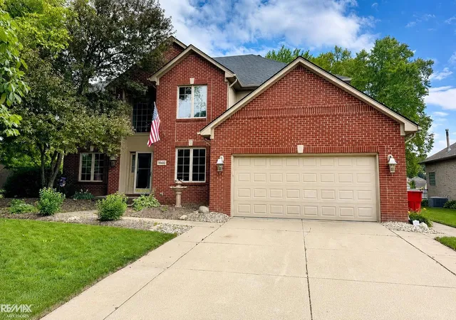 Photo 1 of Single family home for sale at 18402 Sumpter Forest Dr, Macomb, MI 48042 | MLS# 58050215755 | Listing updated on 2026-09-11