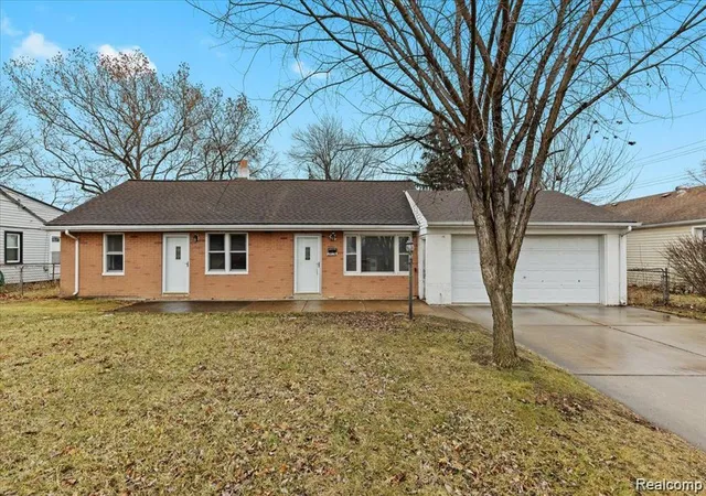 Photo 1 of Single family home for sale at 8424 Stout Ave, Warren, MI 48093 | MLS# 20261056836 | Listing updated on 2026-09-16