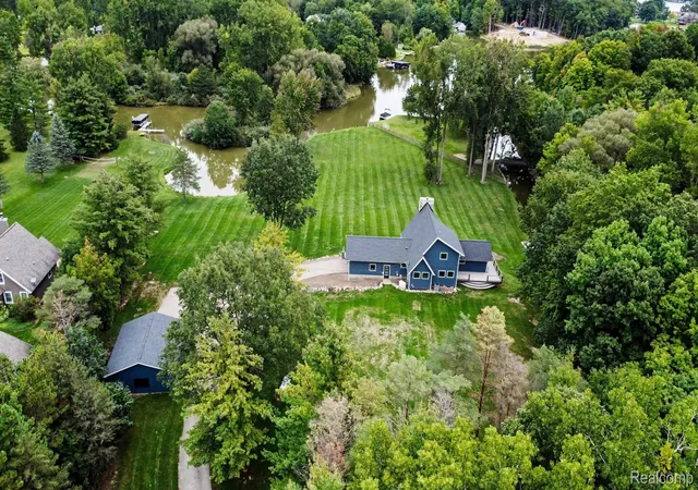 Photo 3 of Single family home for sale at 3900 Waterland Dr, Metamora, MI 48455 | MLS# 20261057081 | Listing updated on 2026-09-16