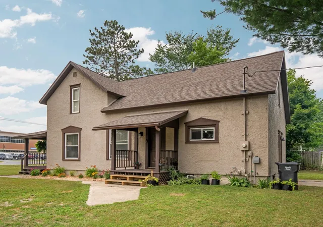 Photo 3 of Single family home for sale at 306 3rd Street, Kalkaska, MI 49646 | MLS# 78080071402 | Listing updated on 2026-09-15