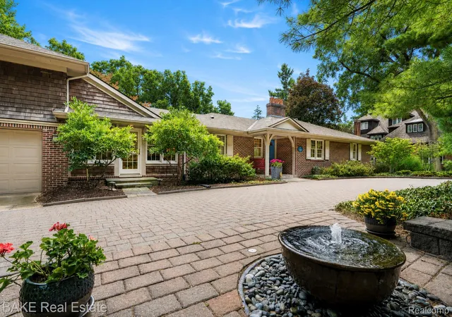 Photo 1 of Sale Pending at 515 Dubuar St, Northville, MI 48167 | MLS# 20261057371 | Listing updated on 2026-09-11