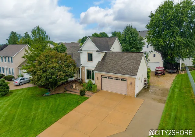 Photo 1 of Sale Pending at 6719 Crown Point Dr, Hudsonville, MI 49426 | MLS# 65026038381 | Listing updated on 2026-09-17