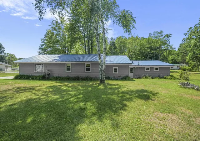 Photo 4 of Single family home for sale at 6145 Parker Dr, Lake, MI 48632 | MLS# 78080071502 | Listing updated on 2026-10-06