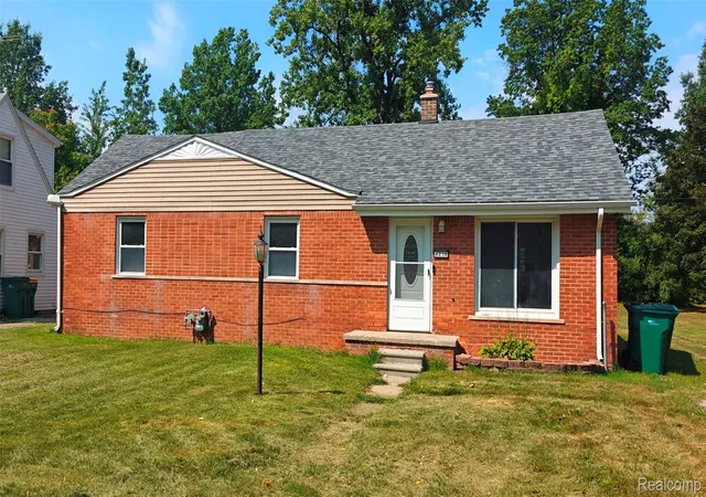 Photo 1 of Single family home for sale at 6270 Hunt St, Romulus, MI 48174 | MLS# 20261058059 | Listing updated on 2026-09-17