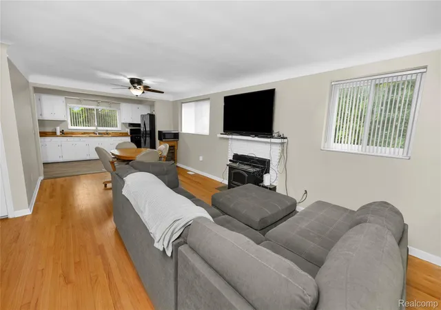Photo 3 of Single family home for sale at 21011 Kemp St, Clinton Township, MI 48035 | MLS# 20261058479 | Listing updated on 2026-09-17