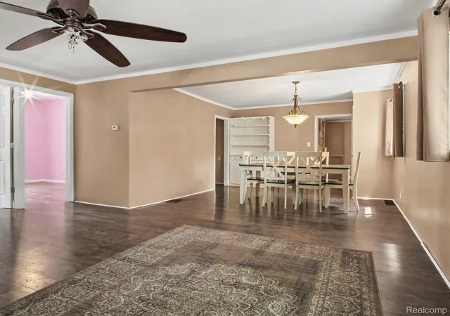 Photo 3 of Single family home for sale at 107 S Oak St, Durand, MI 48429 | MLS# 20261058483 | Listing updated on 2026-10-21