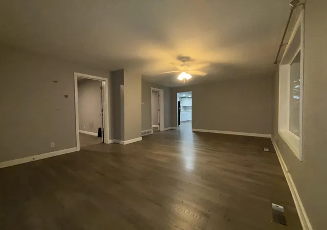 Photo 3 of Single family home for sale at 1012 Litchfield St, Bay City, MI 48706 | MLS# 65026039291 | Listing updated on 2026-09-17