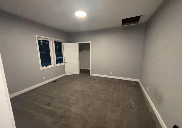 Photo 4 of Single family home for sale at 1012 Litchfield St, Bay City, MI 48706 | MLS# 65026039291 | Listing updated on 2026-09-17