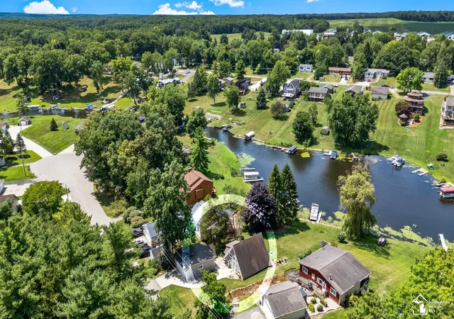 Photo 3 of Single family home for sale at 235 Pine Hl Lake Dr, Horton, MI 49246 | MLS# 57050216649 | Listing updated on 2026-09-08