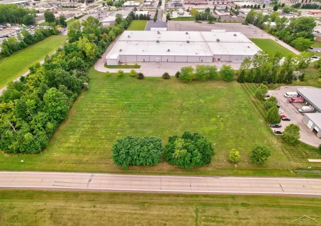 Land for sale at Fashion Sq Blvd, Saginaw, MI 48603 | MLS# 61050216718