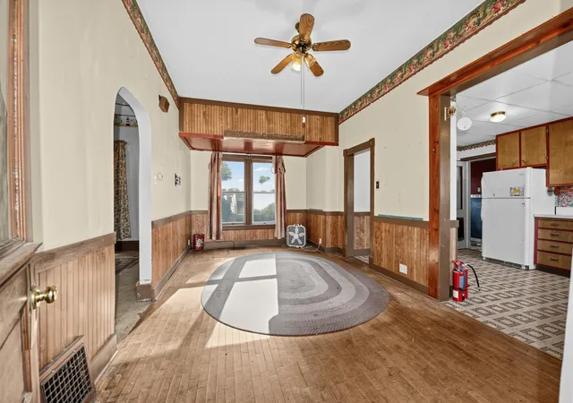 Photo 4 of Single family home for sale at 1701 13th Avenue, Menominee, MI 49858 | MLS# 65026039727 | Listing updated on 2026-09-23