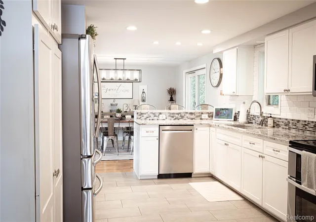 Photo 3 of Single family home for sale at 8971 Highland Dr, Freeland, MI 48623 | MLS# 20261059975 | Listing updated on 2026-09-07