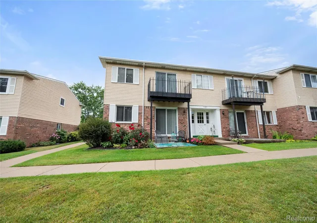 Photo 1 of Condo for sale at 5283 Highland Rd #205, Waterford, MI 48327 | MLS# 20261060071 | Listing updated on 2026-08-31