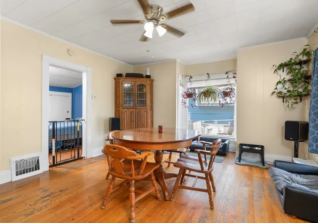 Photo 4 of Single family home for sale at 717 E Garfield St, Cadillac, MI 49601 | MLS# 78080071795 | Listing updated on 2026-10-07
