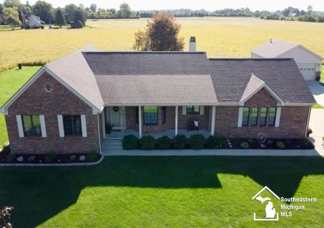 Photo 1 of Sale Pending at 8940 S Dixie Hwy, Erie, MI 48133 | MLS# 57050216977 | Listing updated on 2026-10-10