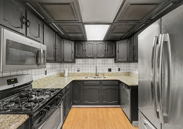 Photo 3 of Single family home for sale at 2451 Valley Ln Dr, Grand Blanc, MI 48439 | MLS# 20261060175 | Listing updated on 2026-09-10