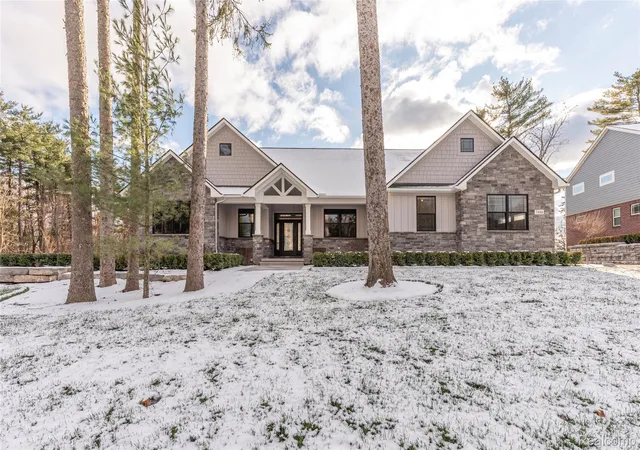 Photo 1 of Mansion for sale at 5535 W Huron River Dr, Dexter, MI 48130 | MLS# 20261060255 | Listing updated on 2026-09-09