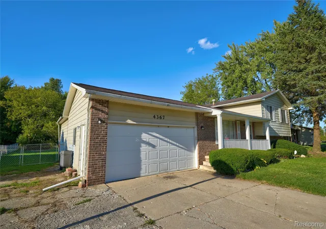Photo 3 of Single family home for sale at 4367 Chicory Ln, Burton, MI 48519 | MLS# 20261060366 | Listing updated on 2026-09-11