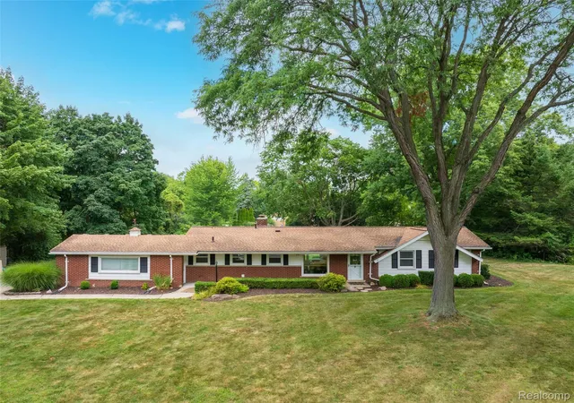 Single family home for sale at 455 Donegal Dr, Rochester Hills, MI 48309 | MLS# 20261060426