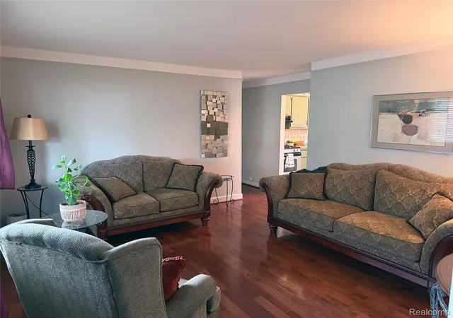 Photo 3 of Single family home for sale at 31524 Windsor St, Garden City, MI 48135 | MLS# 20261060509 | Listing updated on 2026-09-14