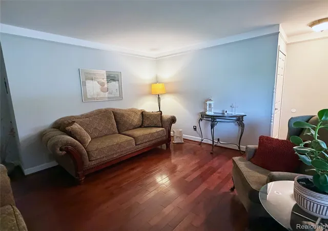 Photo 3 of Single family home for sale at 31524 Windsor St, Garden City, MI 48135 | MLS# 20261060509 | Listing updated on 2026-09-14
