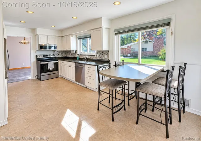 Photo 3 of Single family home for sale at 36219 Brookview Dr, Livonia, MI 48152 | MLS# 20261060823 | Listing updated on 2026-10-17