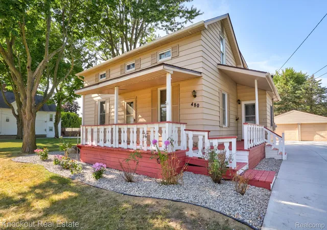 Photo 3 of Single family home for sale at 480 E Genesee St, Frankenmuth, MI 48734 | MLS# 20261061054 | Listing updated on 2026-09-05