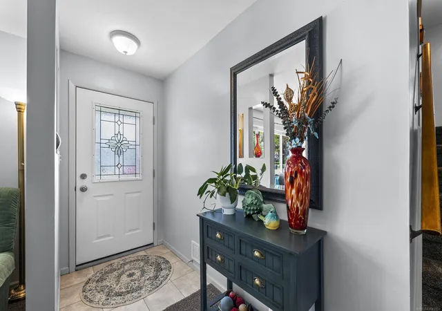 Photo 4 of Single family home for sale at 8607 Leslie St, Sterling Heights, MI 48314 | MLS# 58050217326 | Listing updated on 2026-09-11