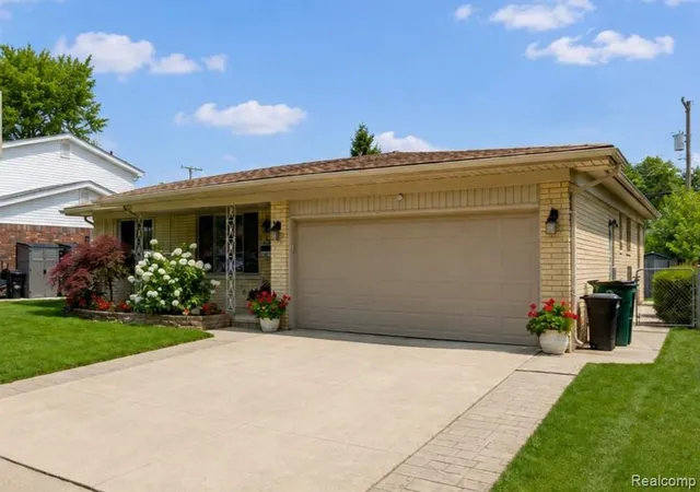 Photo 1 of Single family home for sale at 2730 Rhodes Dr, Troy, MI 48083 | MLS# 20261061941 | Listing updated on 2026-09-12